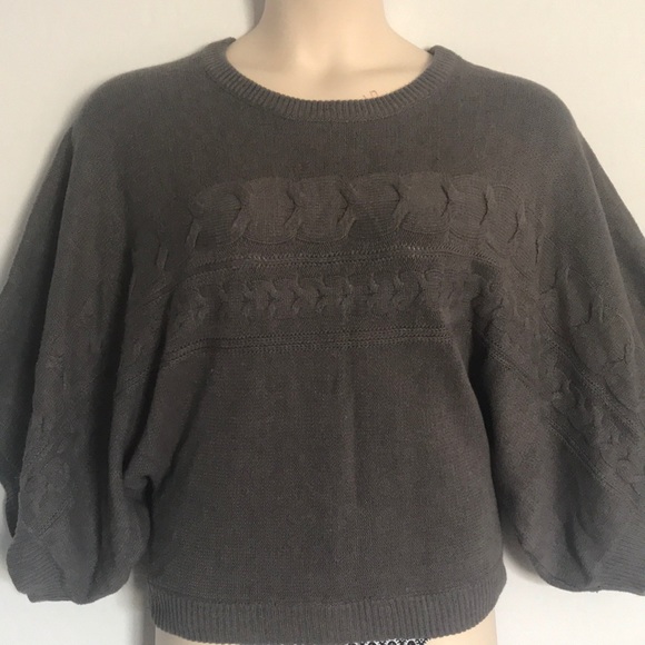 Annalee + Hope Gray Latern sleeves sweater size Large - Picture 11 of 11
